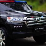 Детски акумулаторен полицейски джип Toyota Land Cruiser Police 12V 160W - Image 10