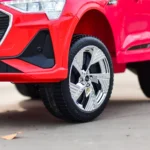 Лицензирана Акумулаторна Кола Audi E-tron Sportback, 4x4, 140W,EVA гуми - Image 11
